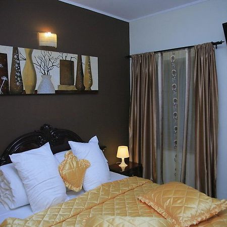 Hotel Papu Bükreş Dış mekan fotoğraf