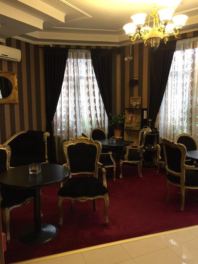 Hotel Papu Bükreş Dış mekan fotoğraf