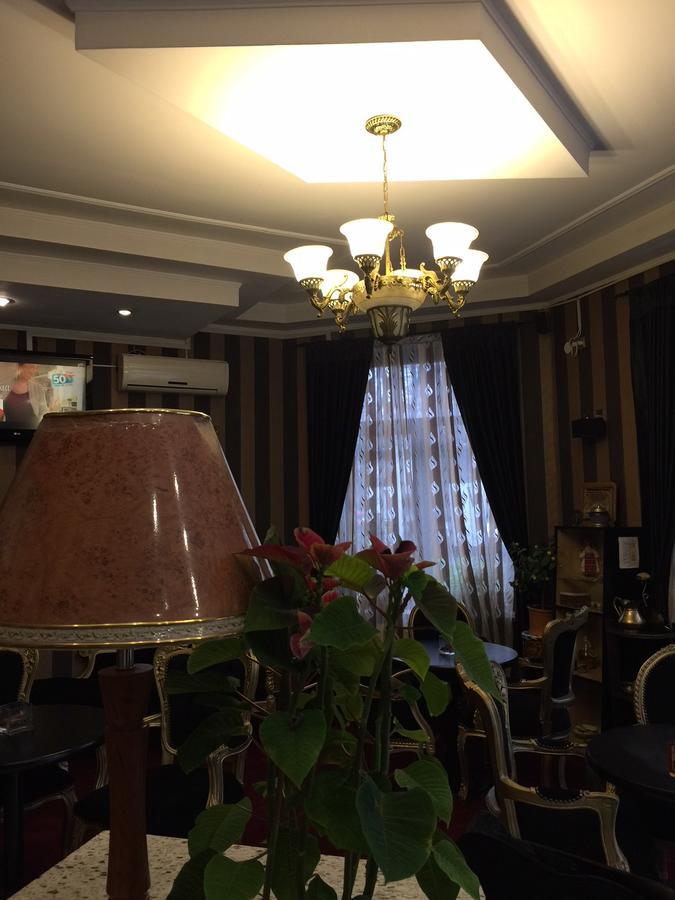 Hotel Papu Bükreş Dış mekan fotoğraf